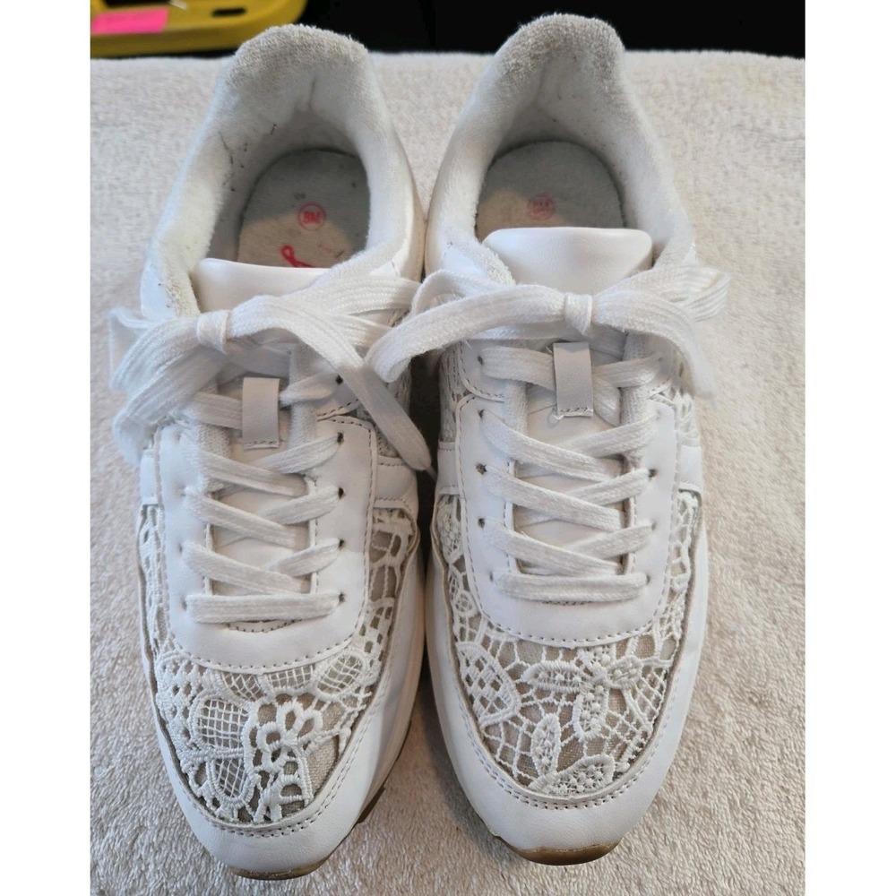 Jellypop Women's Sneaker Shoes Lace Up, Lace Pattern Size 8 White